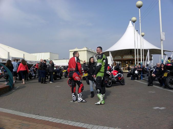 30/03/14 SOUTHPORT. The Pier. Red &amp; Green.