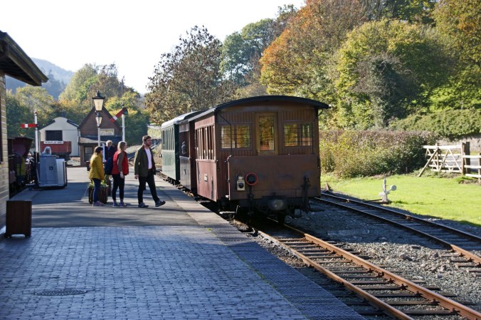 20/10/18 WELSHPOOL & LLANFAIR Light Rly. Welshpool Raven Square