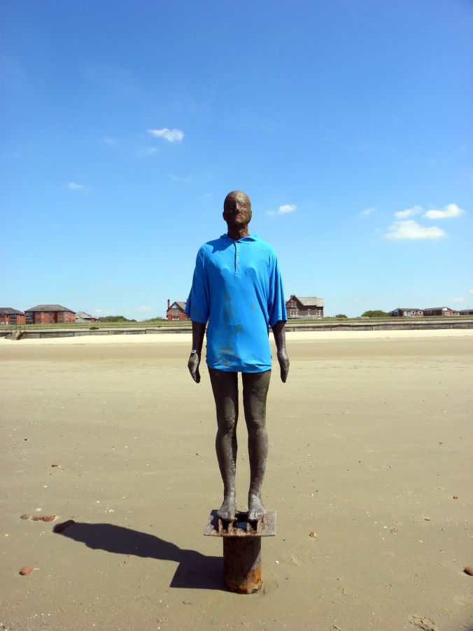 16/05/19  LIVERPOOL.  Crosby Shore. Another Place Blue Shirt.