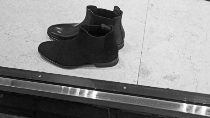 06/10/19 MANCHESTER. St. Ann's Square. Suited & Booted.