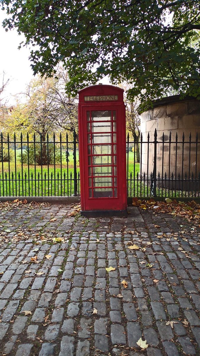 31/10/19  BIRKENHEAD. Birkenhead Park. Telephone Box.