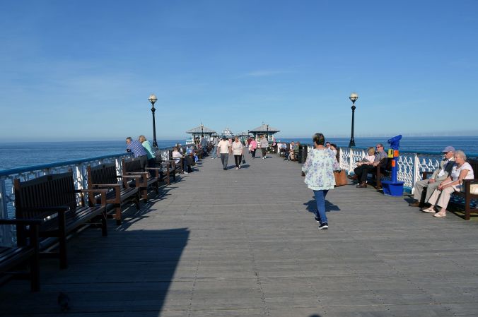 19/09/19  LLANDUDNO. The Pier.