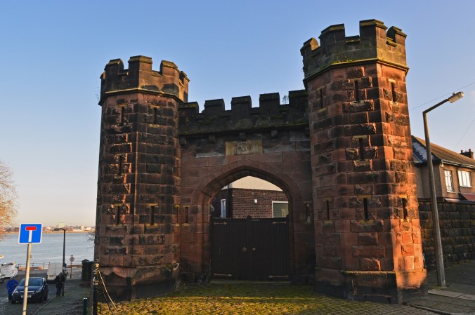 30/11/19 NEW BRIGHTON. Liscard Fort.