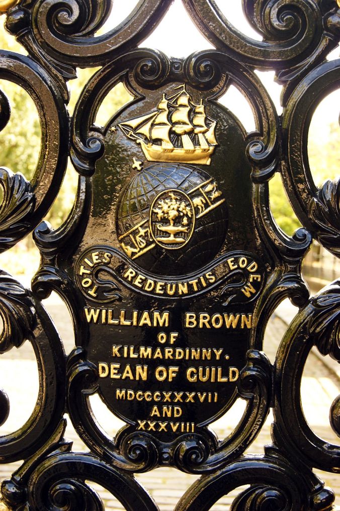 18/09/13 GLASGOW. The Necropolis Gates.