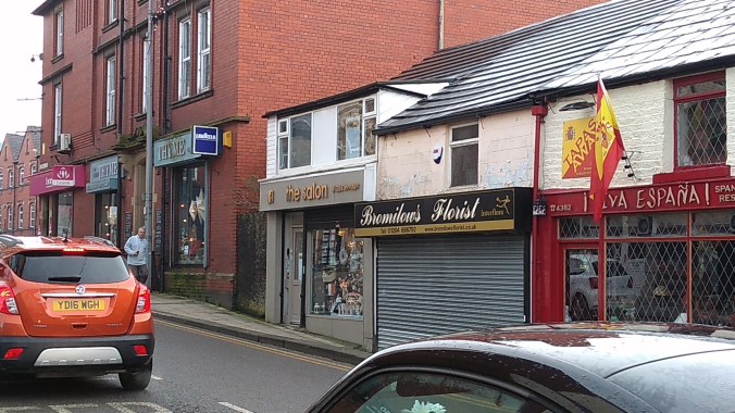 17/12/19 HORWICH. Winter Hey Lane. Thyme Deli.