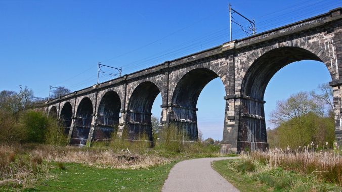 08/04/20 EARLESTOWN. Sankey Valley Park.The Nine Arches Viaduct.